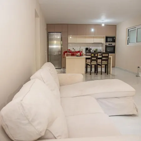 Mon Repos Luxury Apartment *